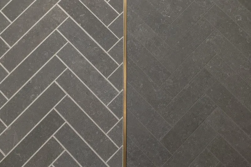 Contrasting and matching grout tile joints